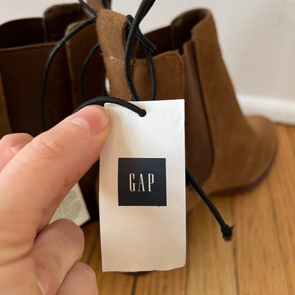 GAP Brown Suede Boots Size 6 - Picture 4 of 4